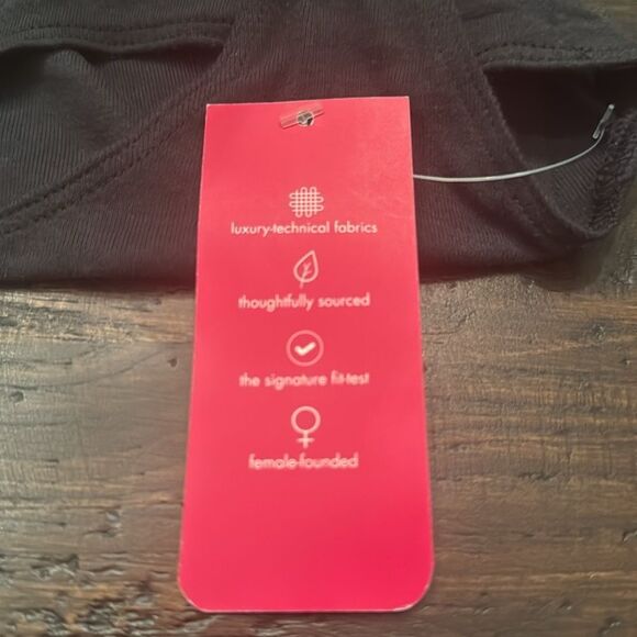 COMMANDO
Pima Micro-Rib Racerback Bralette - Picture 5 of 5